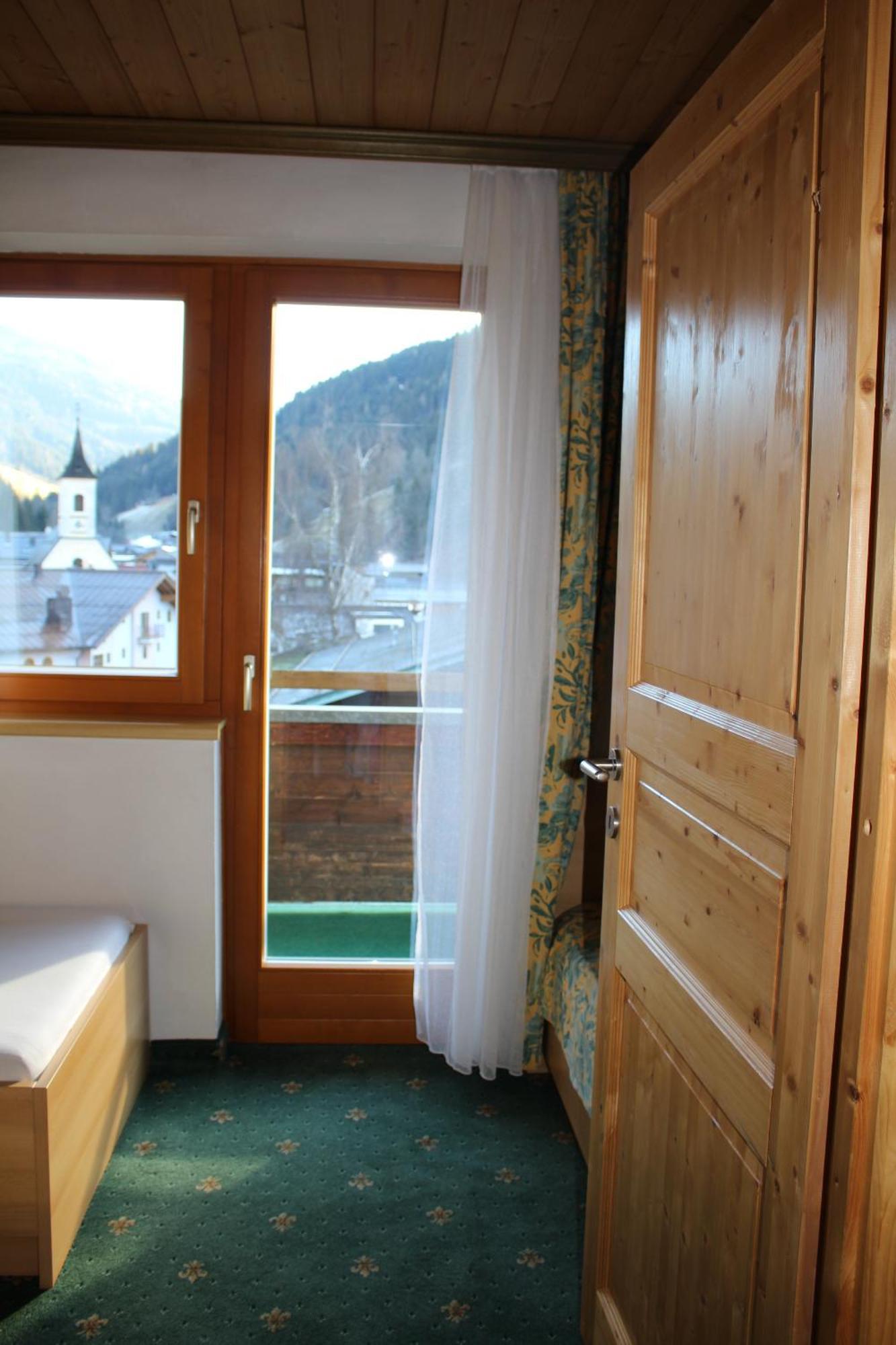 Haus Schoenleiten Wagrain Bilik gambar